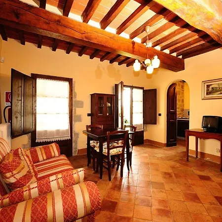 Villa Sleeps 10 Pool Air Con Tuoro sul Trasimeno