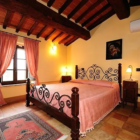 Sleeps 10 Pool Air Con *