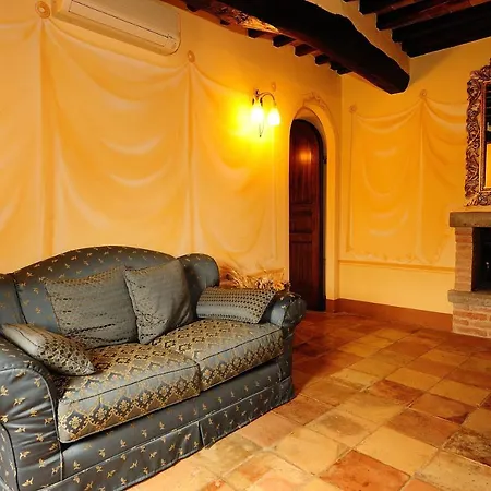 Sleeps 10 Pool Air Con *